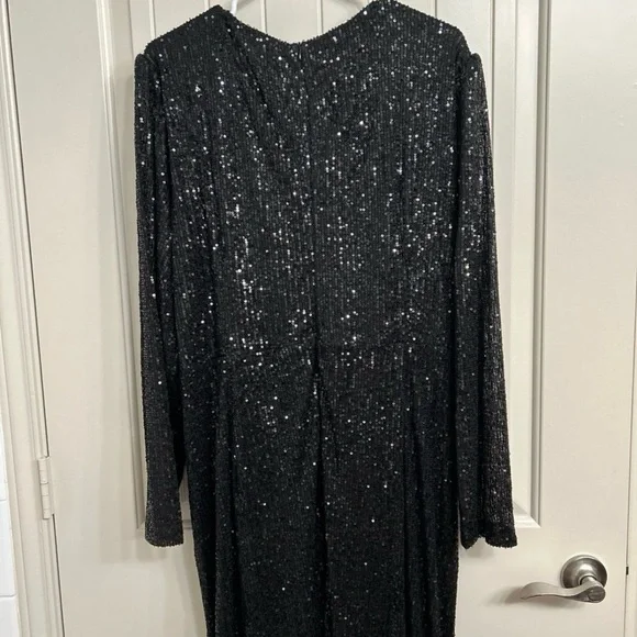 Beaded Faux Wrap Dress - Picture 5 of 5